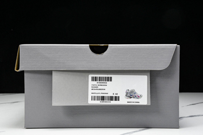 Ba*len*cia*ga track runner  btt-189